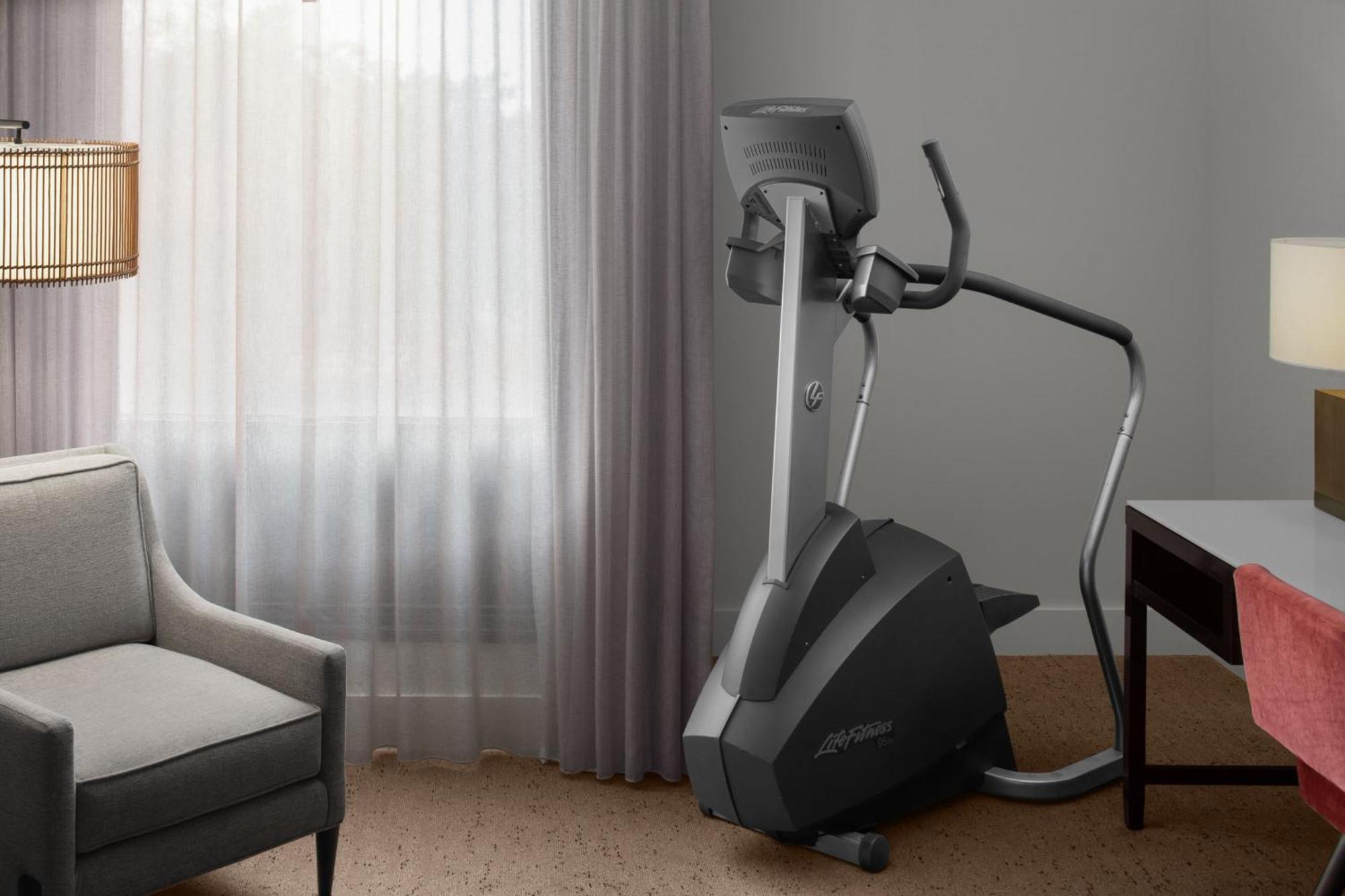 The Westin Dallas Worth Airport 4*
