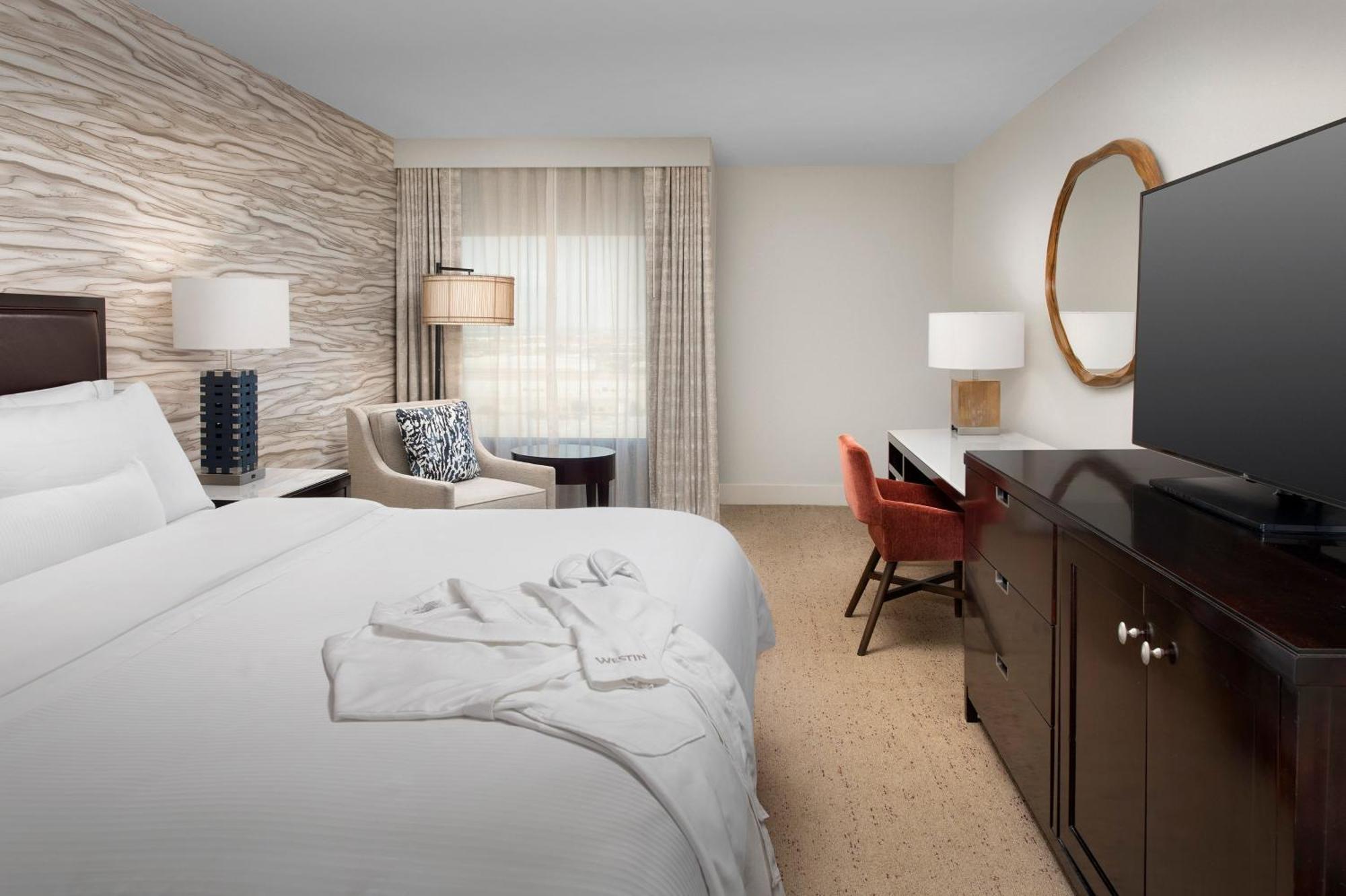 The Westin Dallas Worth Airport 4*